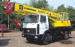 фото автокрана КС-3577